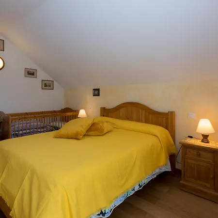 Holiday home Chez Les Ours *